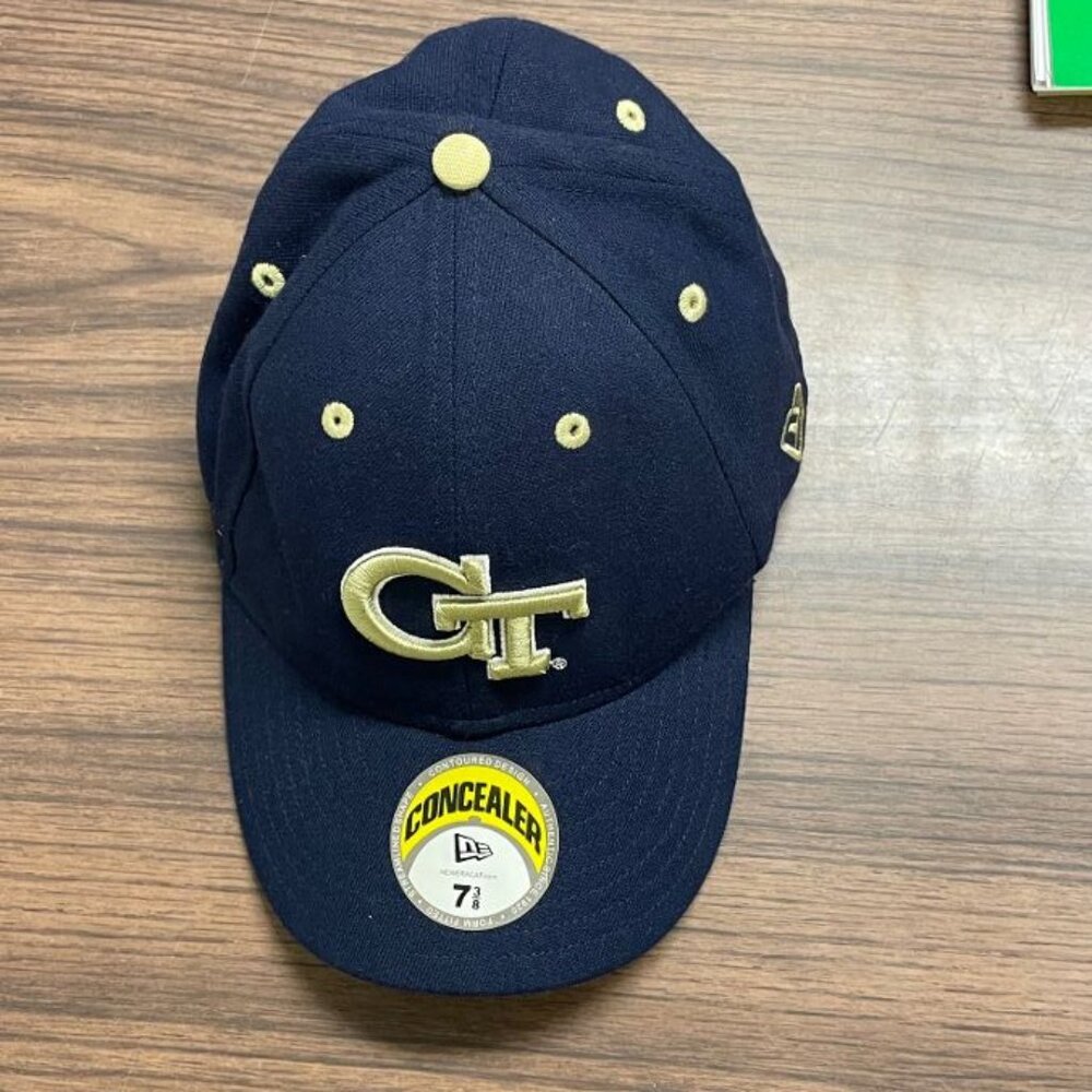 New Era Men's Baseball Hat - Georgia Tech - Navy Blue & Gold - Size 7 3/8 - GUC